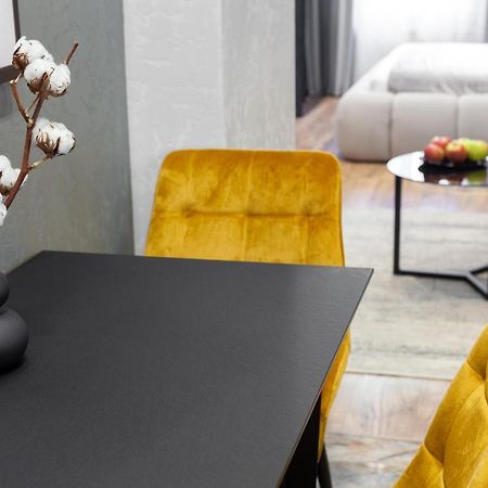 Dream Apartament On Drahomanova Street Lviv Bagian luar foto