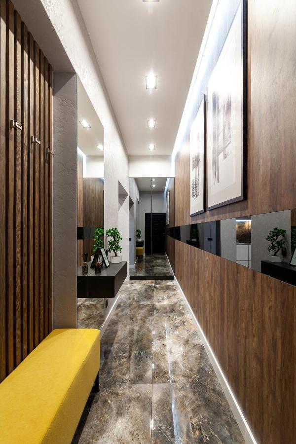 Dream Apartament On Drahomanova Street Lviv Bagian luar foto